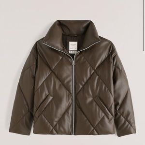 NWT Abercrombie & Fitch Oversized Vegan Leather Diamond Puffer